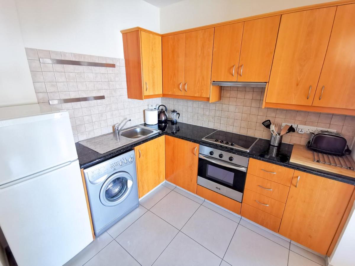Sunny Pool Apartment 沃罗里尼 外观 照片